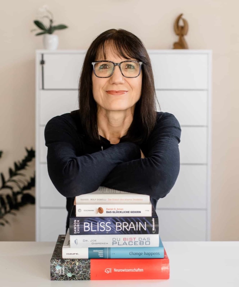 Mag. Dr. Evelyn Popp-Hadalin